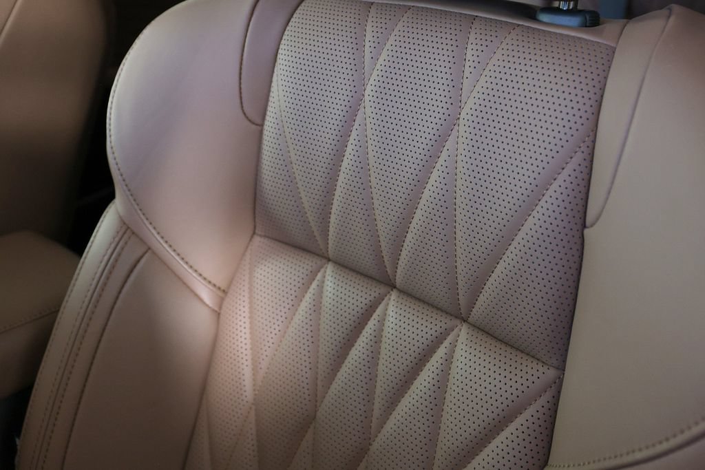 Used 2025 Mitsubishi Outlander SEL FWD image 39