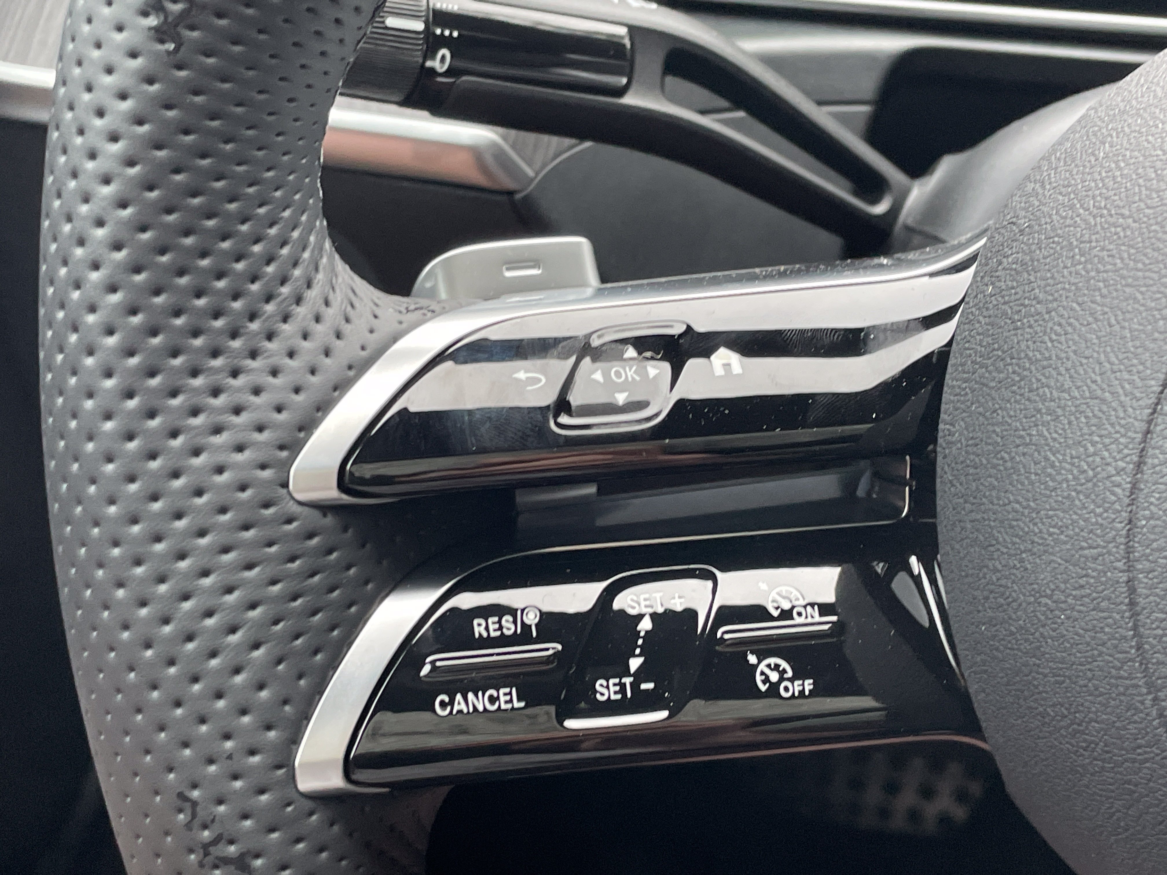 New 2026 Mercedes-Benz C 300 Sedan image 26