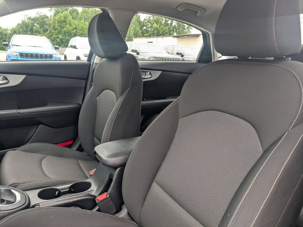 Used 2024 Kia Forte LXS FWD image 15