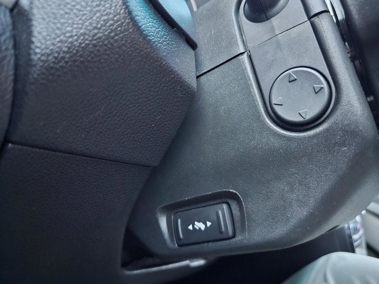 Used 2016 Ford Explorer Limited image 44