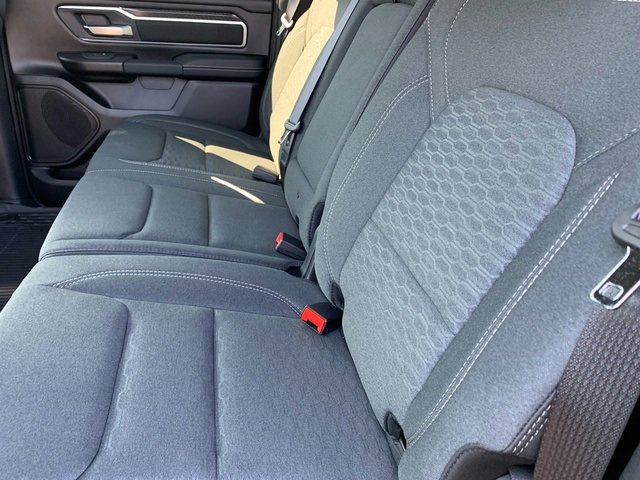 New 2026 RAM 1500 4x4 Crew Cab image 13