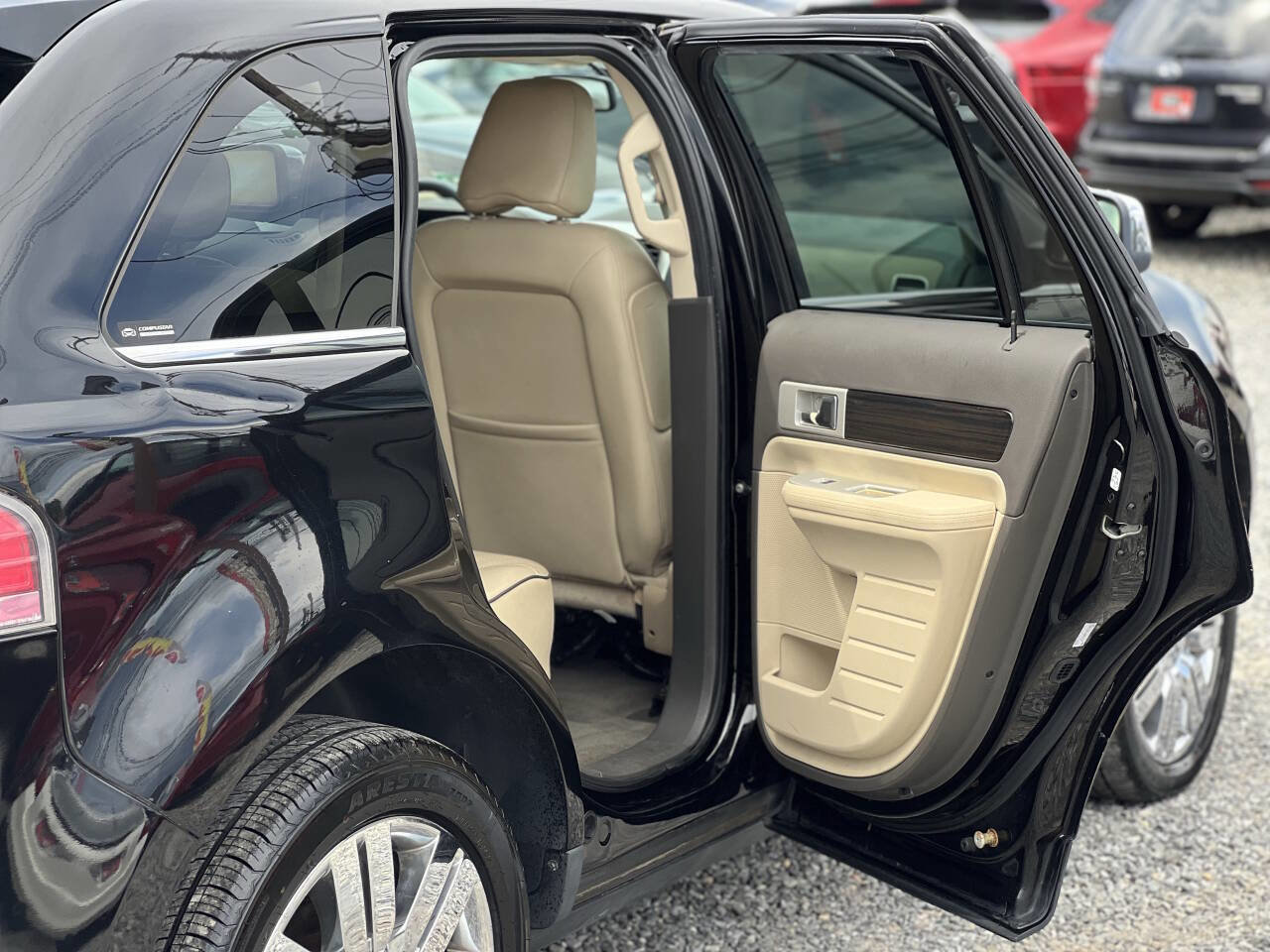 Used 2008 Lincoln MKX AWD image 16