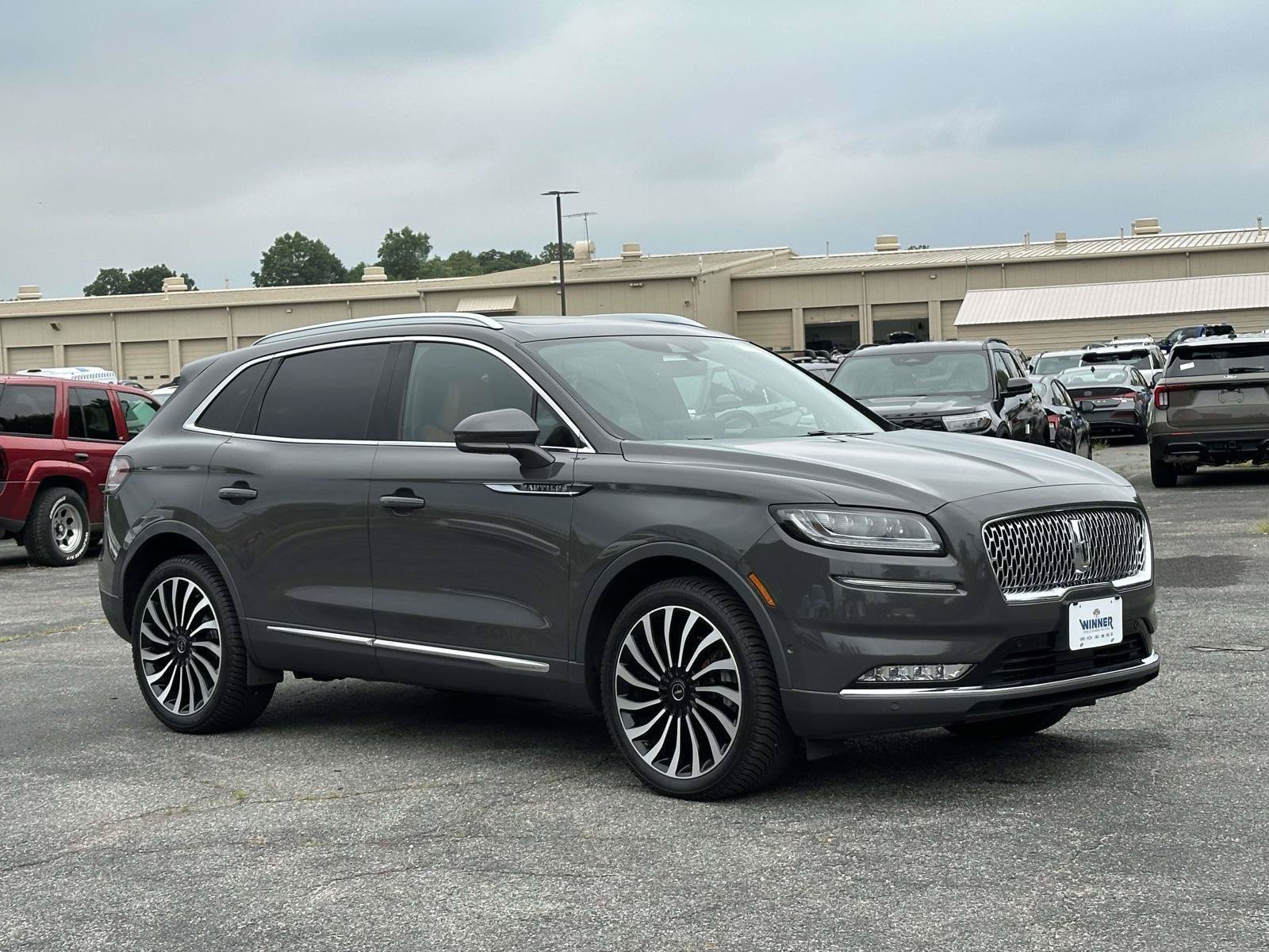 Used 2022 Lincoln Nautilus Black Label AWD/4WD image 5