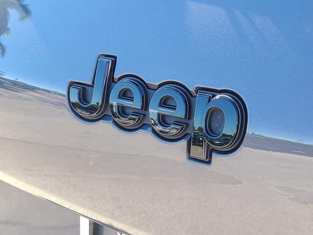 Used 2023 Jeep Grand Cherokee L Laredo image 33