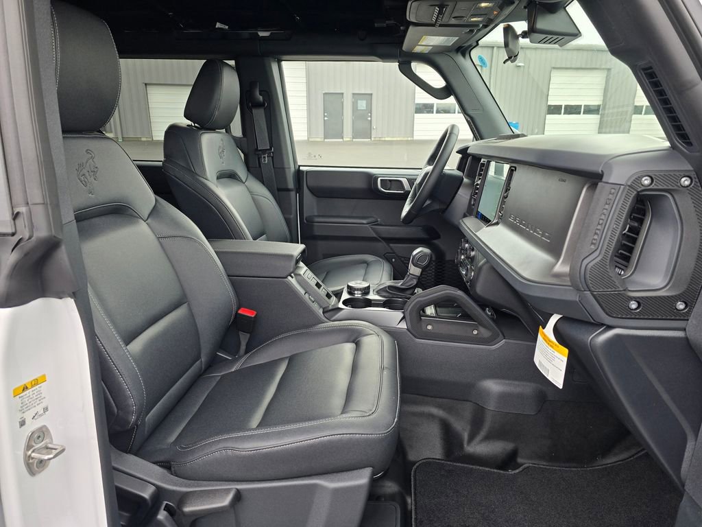 New 2026 Ford Bronco Badlands image 9