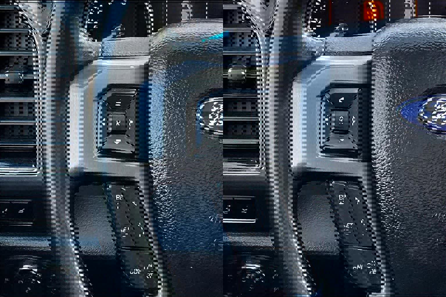 Used 2021 Ford Expedition Platinum AWD/4WD image 25