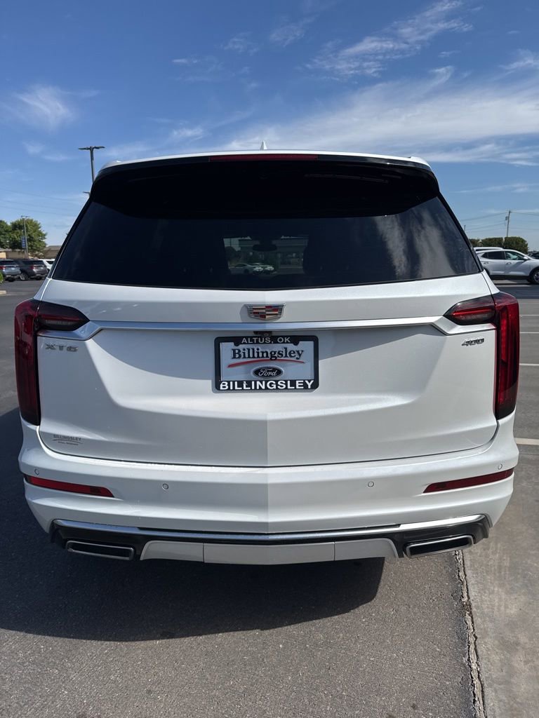 Used 2024 Cadillac XT6 Premium Luxury FWD image 4