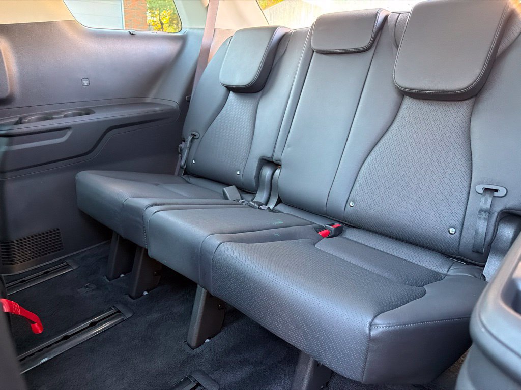 Certified 2026 Kia Carnival SX Prestige FWD image 28
