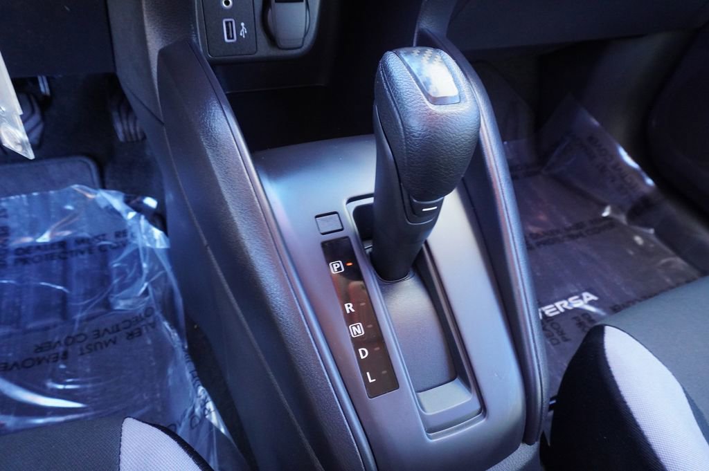 Certified 2025 Nissan Versa S w/ Trunk Package image 17