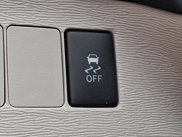 Used 2010 Toyota Venza AWD image 25
