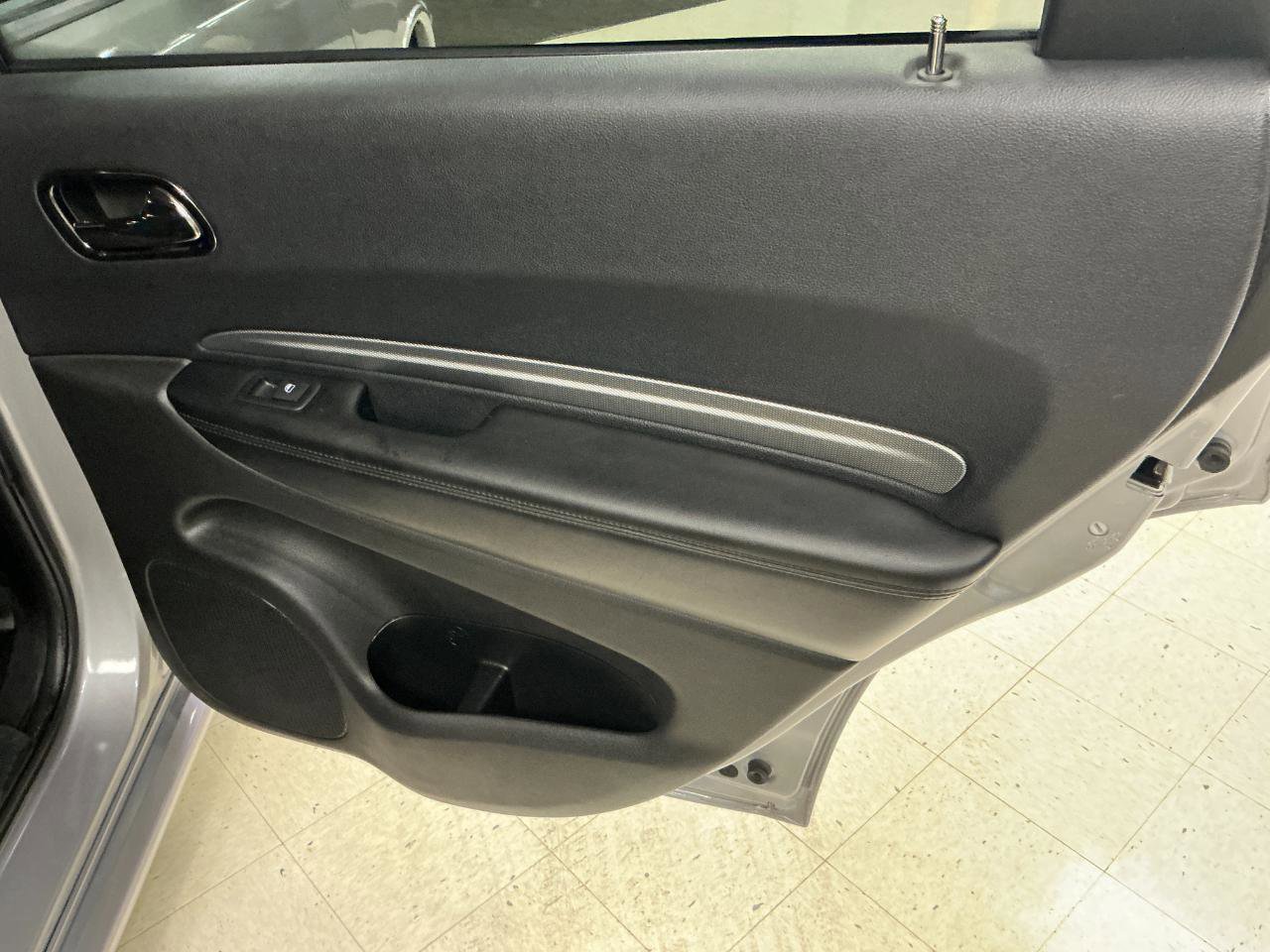 Used 2019 Dodge Durango GT w/ Blacktop Package AWD/4WD image 23