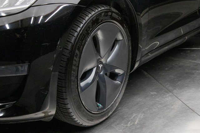 Used 2019 Tesla Model 3 Mid Range image 7