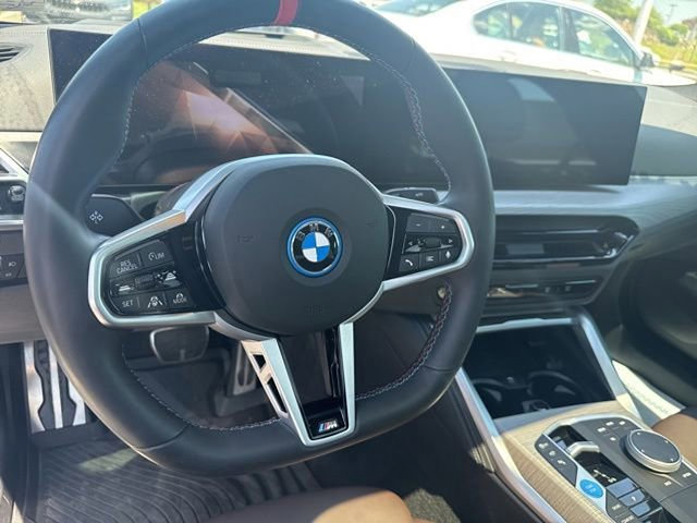 Certified 2025 BMW i4 M50 AWD/4WD image 13
