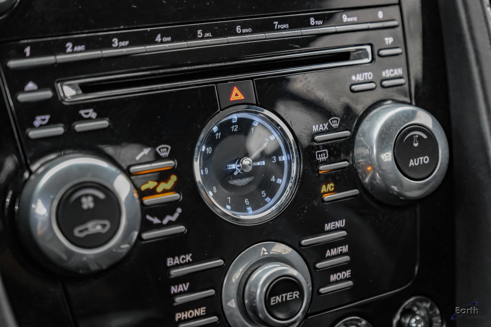 Used 2014 Aston Martin V8 Vantage S RWD image 65