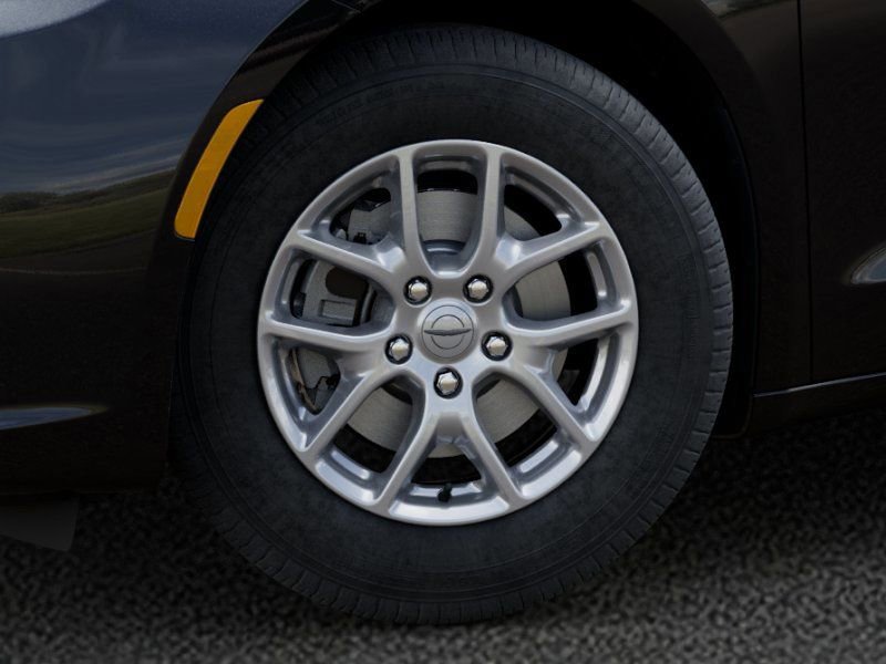 New 2026 Chrysler Pacifica Select image 8