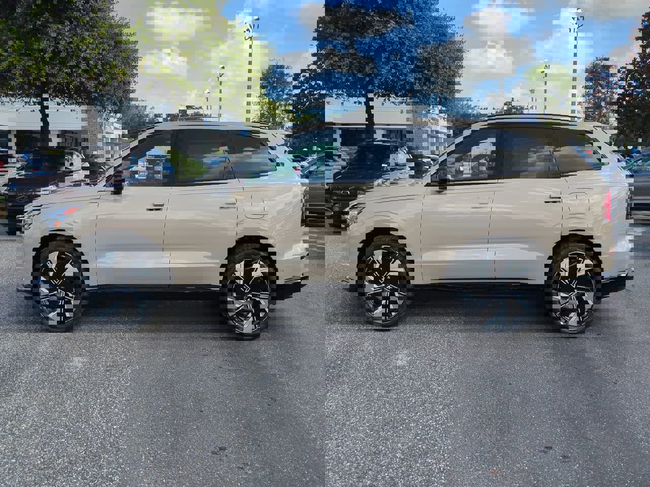 New 2025 Volvo EX90 Ultra image 7