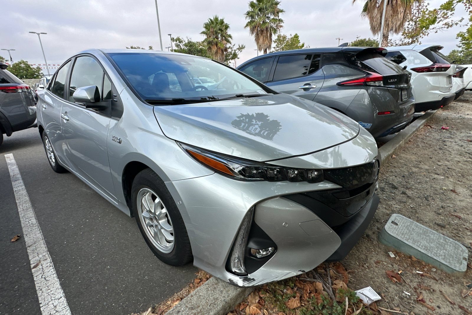 Used 2021 Toyota Prius Prime Limited w/ Carpet Mat Package (TMS) FWD image 2