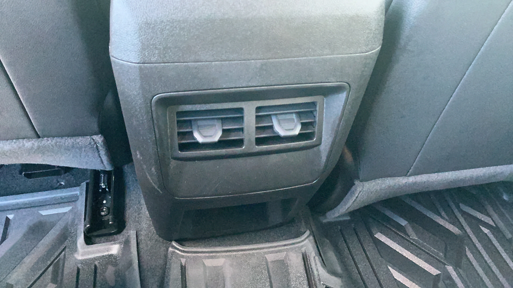 Used 2026 Chevrolet Colorado Trail Boss AWD/4WD image 10