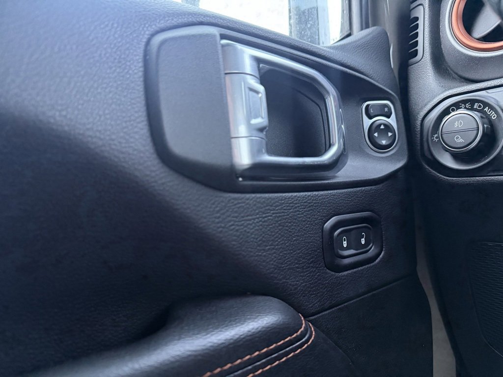 Used 2020 Jeep Gladiator Mojave image 12