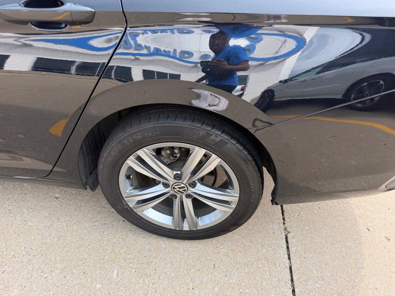 Used 2024 Volkswagen Jetta SE FWD image 5