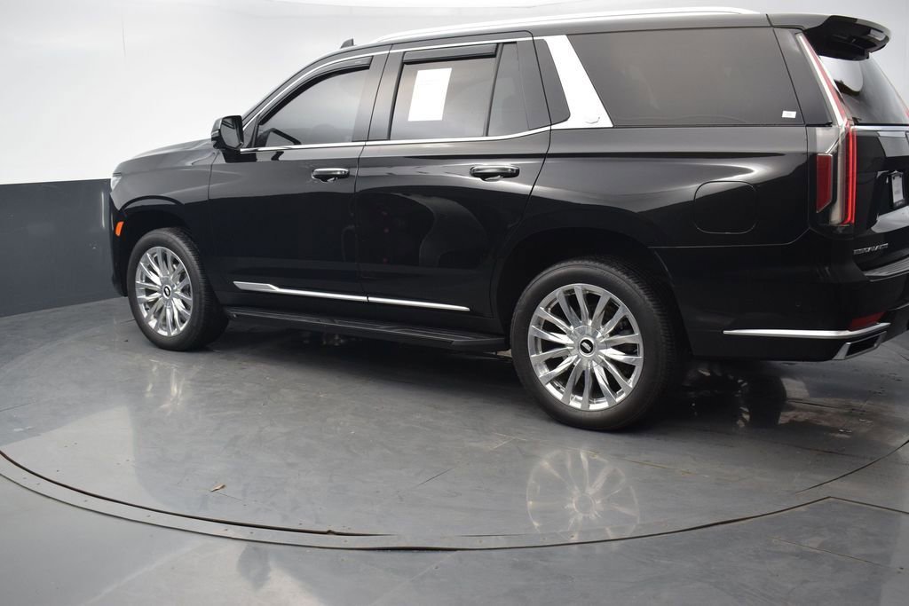 Used 2022 Cadillac Escalade Premium Luxury AWD/4WD image 3