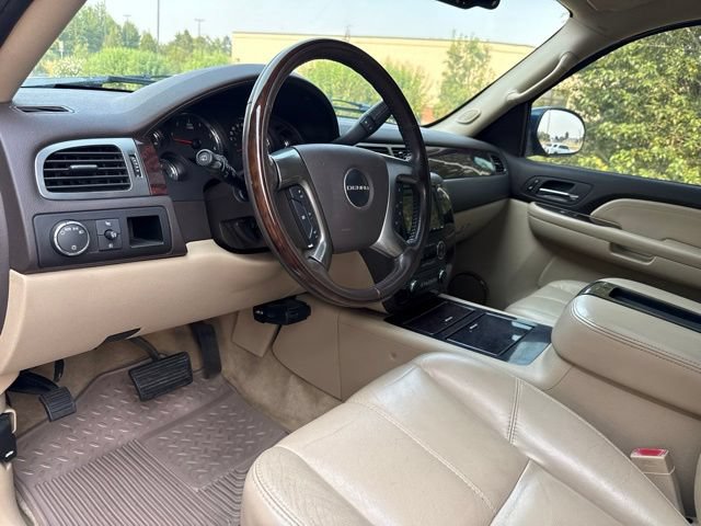 Used 2007 GMC Yukon XL Denali AWD/4WD image 28