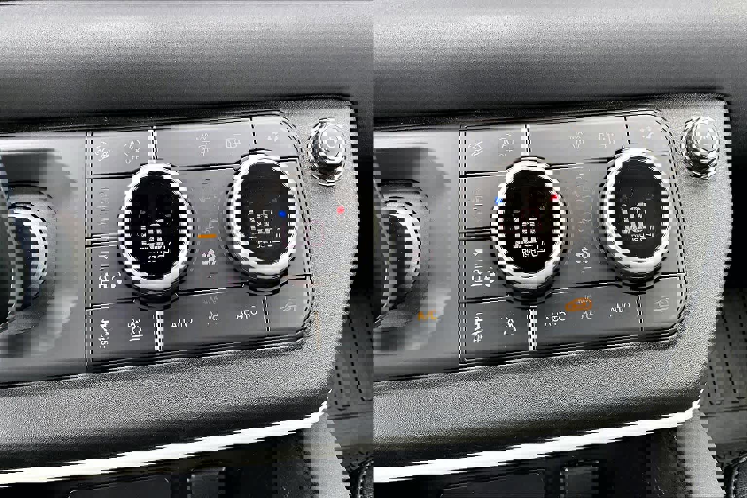 Used 2023 Land Rover Defender 110 S image 33