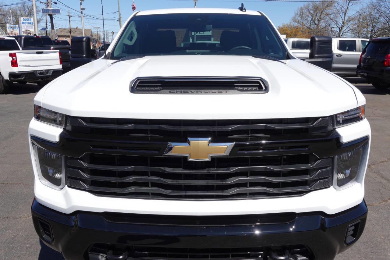 Used 2025 Chevrolet Silverado 2500 W/T AWD/4WD image 7