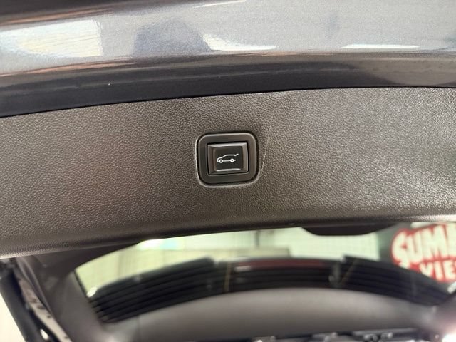 Used 2021 Chevrolet Blazer LT AWD/4WD image 16