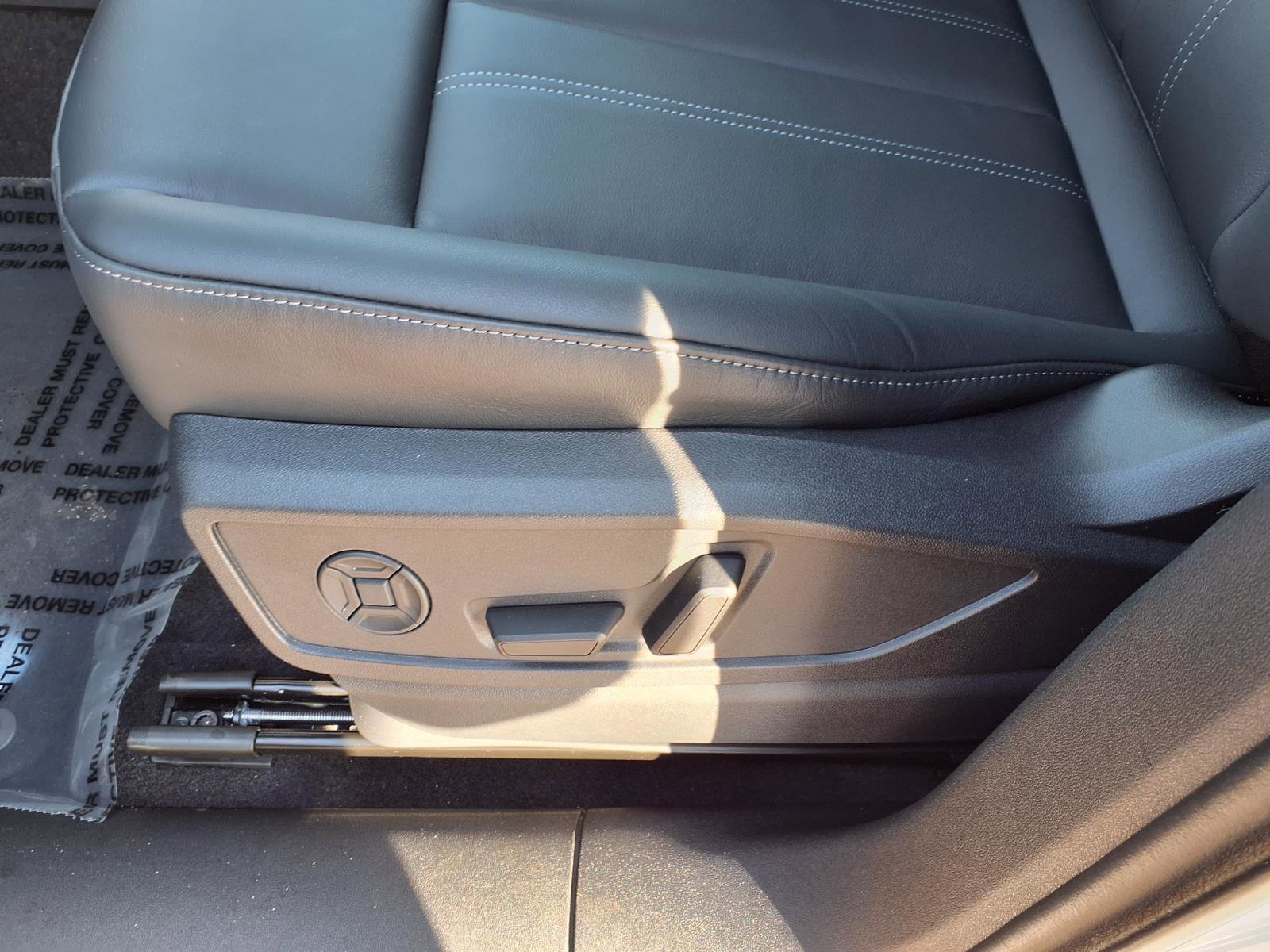 New 2025 Audi Q5 Premium image 13