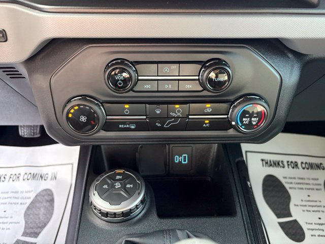 Used 2023 Ford Bronco 2-Door AWD/4WD image 20