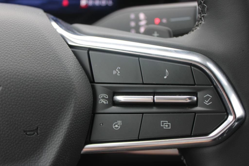 New 2026 Chevrolet Equinox LT FWD image 35