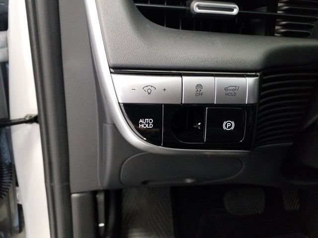 Certified 2024 Hyundai Ioniq 5 Limited AWD/4WD image 10