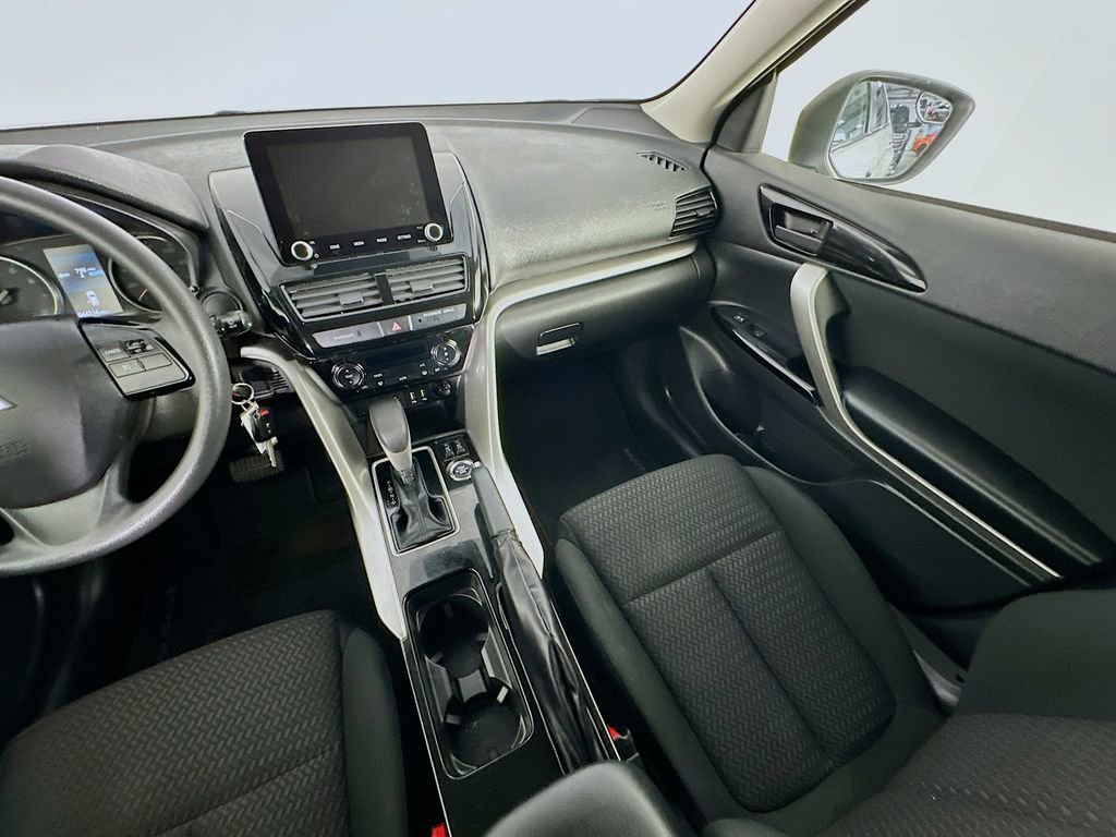 Used 2023 Mitsubishi Eclipse Cross LE AWD/4WD image 11