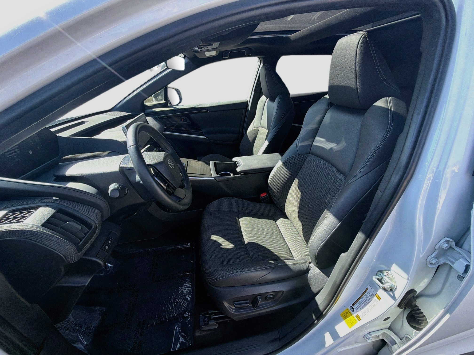 Used 2024 Toyota bZ4X AWD w/ Weather Package image 13