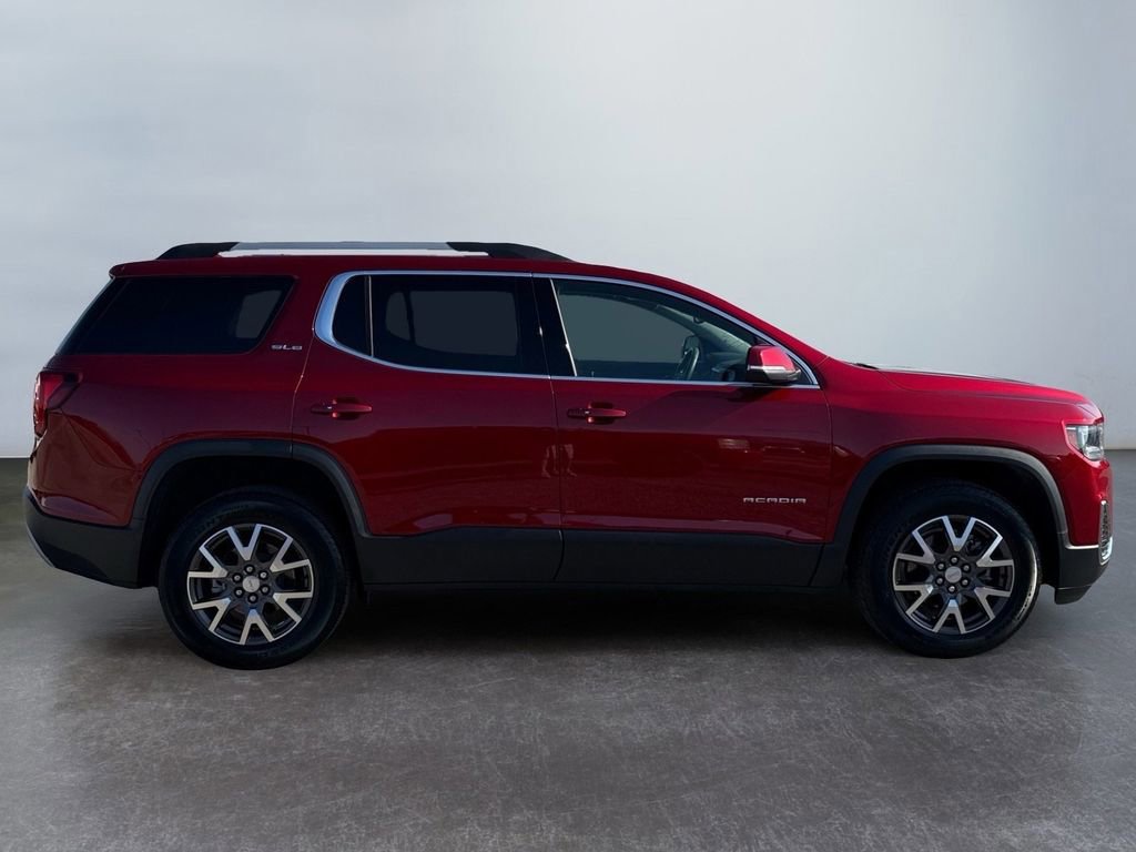 Used 2023 GMC Acadia SLE w/ Driver Convenience Package image 2