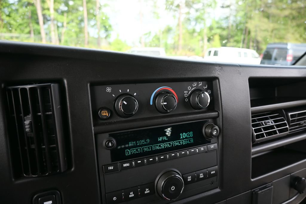 Used 2024 GMC Savana 2500 w/ Driver Convenience Package RWD image 15