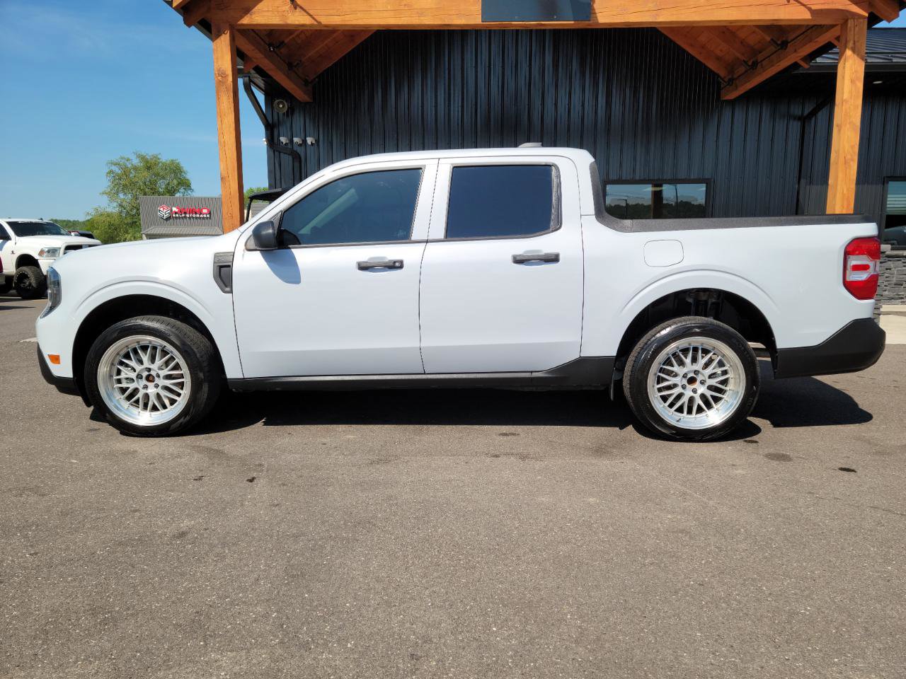 Used 2025 Ford Maverick XL FWD image 17