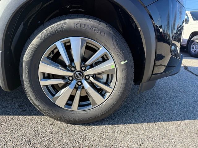 New 2025 Nissan Pathfinder SL image 14