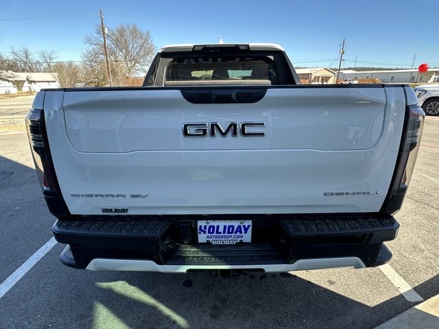 New 2025 GMC Sierra EV Denali image 5
