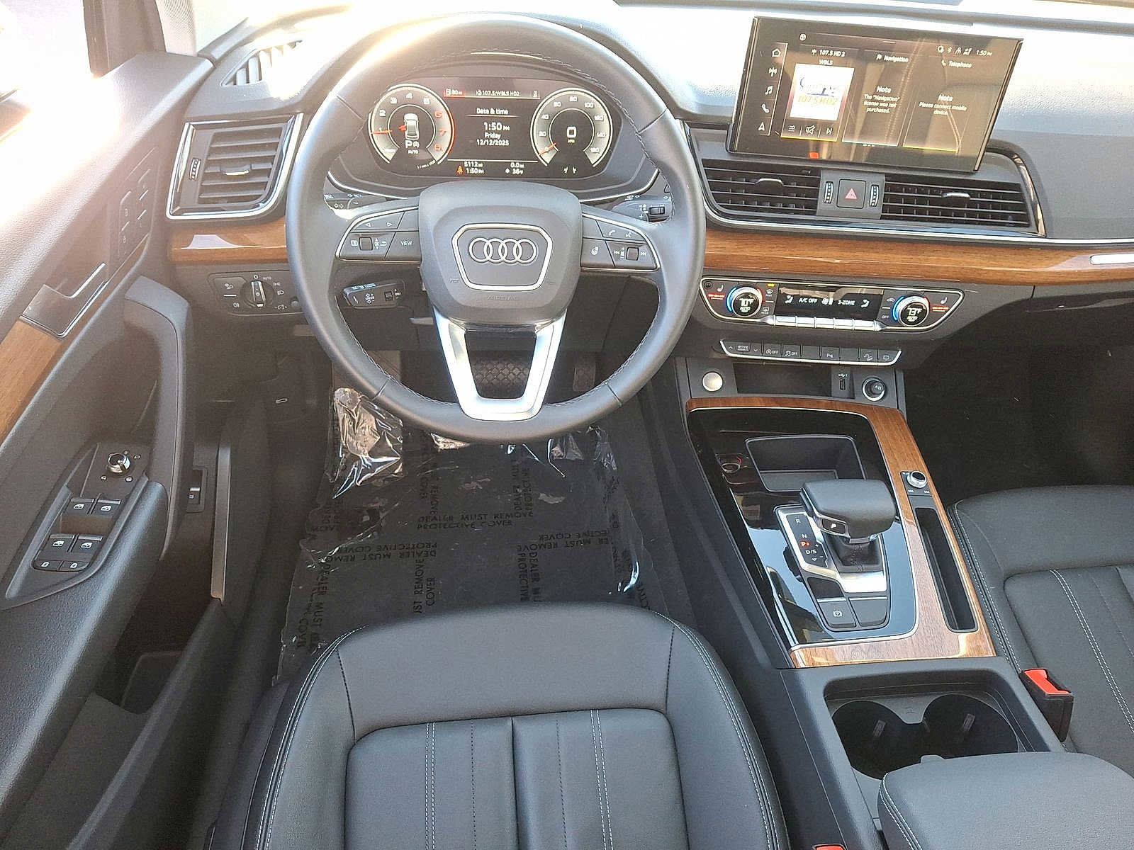 Certified 2025 Audi Q5 2.0T Premium w/ Convenience Plus Package image 21