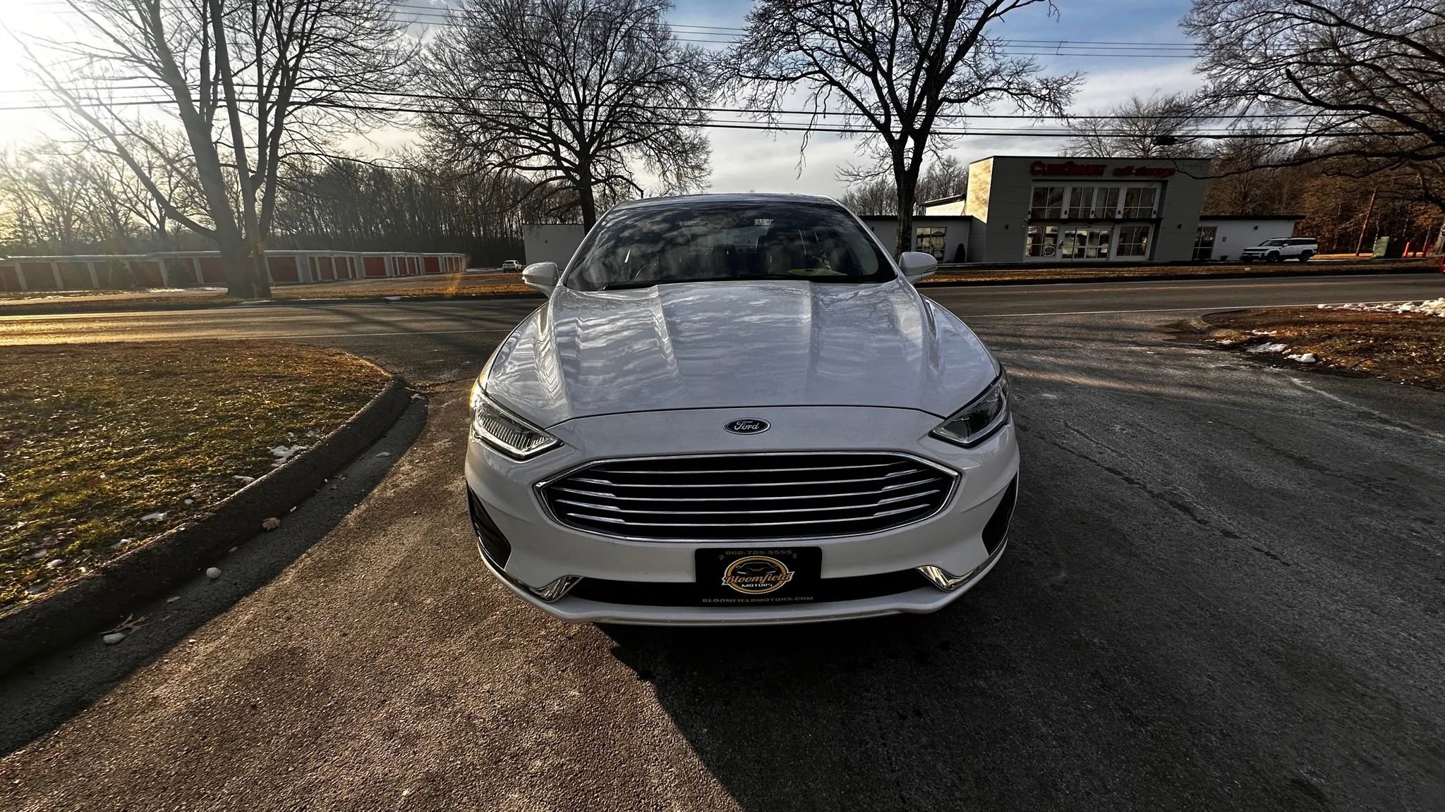 Used 2019 Ford Fusion SEL image 2