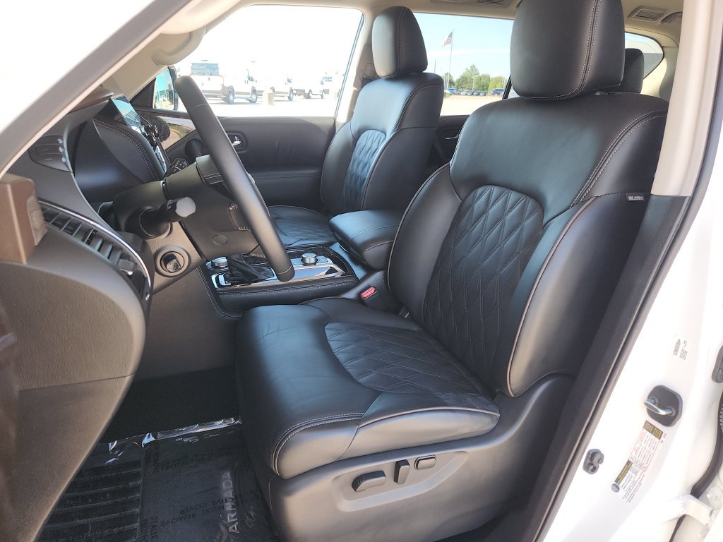 Used 2024 Nissan Armada Platinum w/ Captain's Chairs Package AWD/4WD image 13