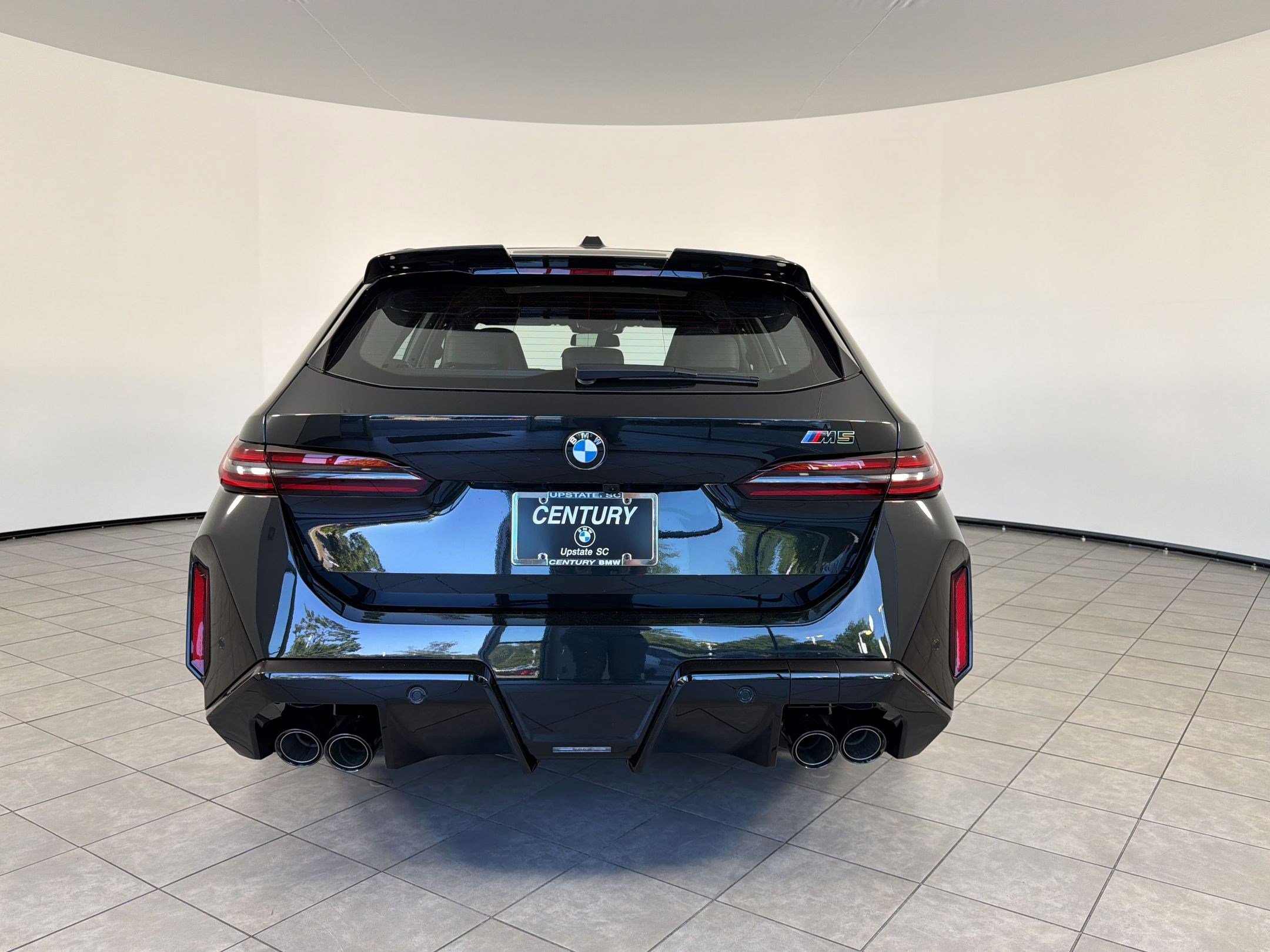 New 2027 BMW M5 Touring AWD/4WD image 10