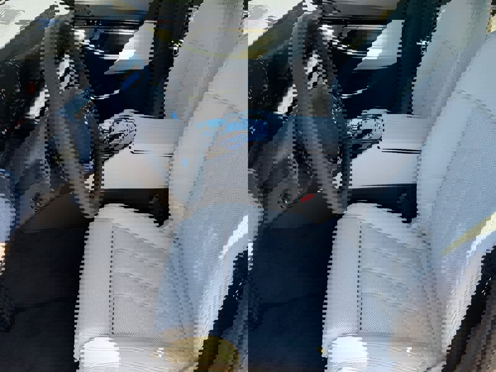 New 2026 BMW 530i xDrive w/ Executive Package image 12