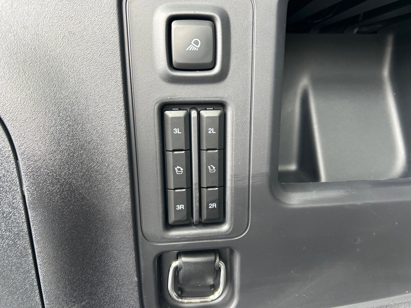 Certified 2025 Ford Expedition Max Platinum w/ Stealth Performance Package image 17