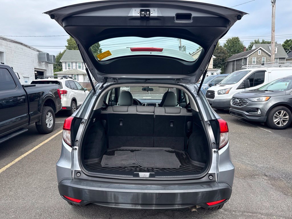 Used 2019 Honda HR-V LX image 10