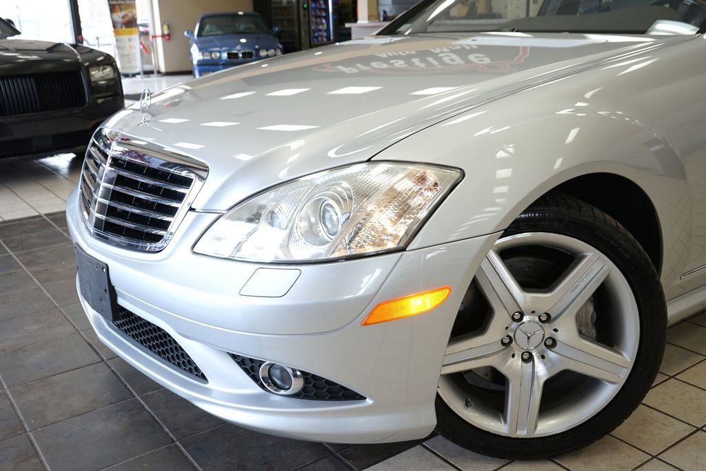 Used 2008 Mercedes-Benz S 550 4MATIC w/ AMG Sport Pkg image 21