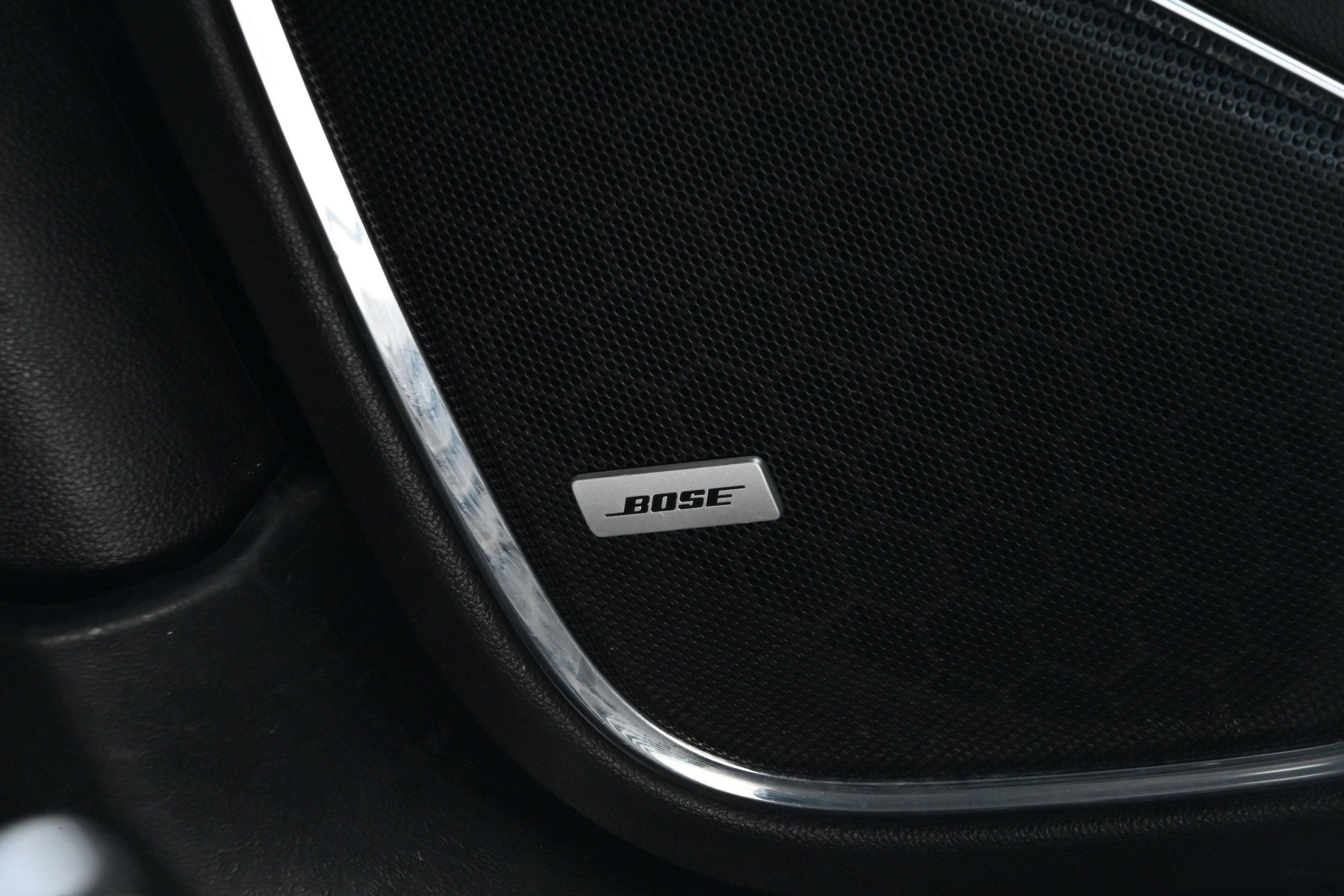 Used 2016 GMC Yukon Denali w/ Open Road Package image 40