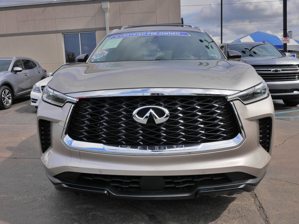 Used 2024 INFINITI QX60 Luxe w/ Vision Package image 2